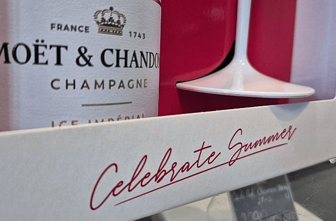 MOET & CHANDON ICE IMPERIAL DEMI SEC CHAMPAGNE 0.75L + GLASS DESIGNED FOR MOMENTS IN THE SUN